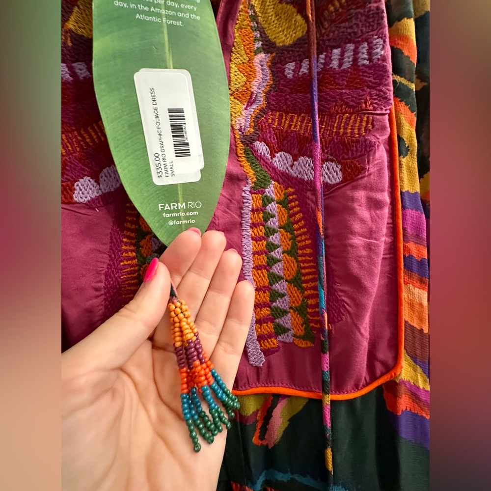 FARM RIO Graphic Foliage Embroidered Maxi Dress
Small NWT - Picture 10 of 12